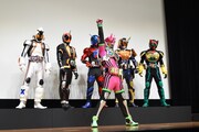 「劇場版 仮面ライダーエグゼイド トゥルー・エンディング」ファンミーティング“後夜祭レベル99”の様子。