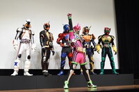 「劇場版 仮面ライダーエグゼイド トゥルー・エンディング」ファンミーティング“後夜祭レベル99”の様子。