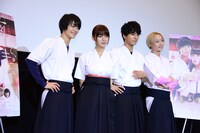 「一礼して、キス」完成披露上映会の様子。左から結木滉星、池田エライザ、中尾暢樹、前山剛久。