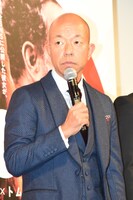 バイきんぐの小峠英二。