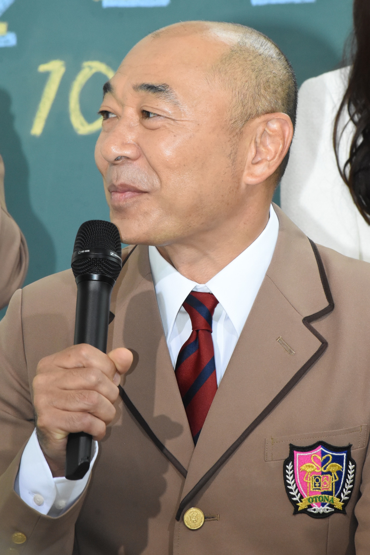 高橋克実