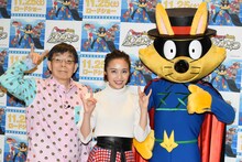 左から原ゆたか、百田夏菜子、ゾロリ。