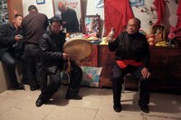 「シャーマンの村」