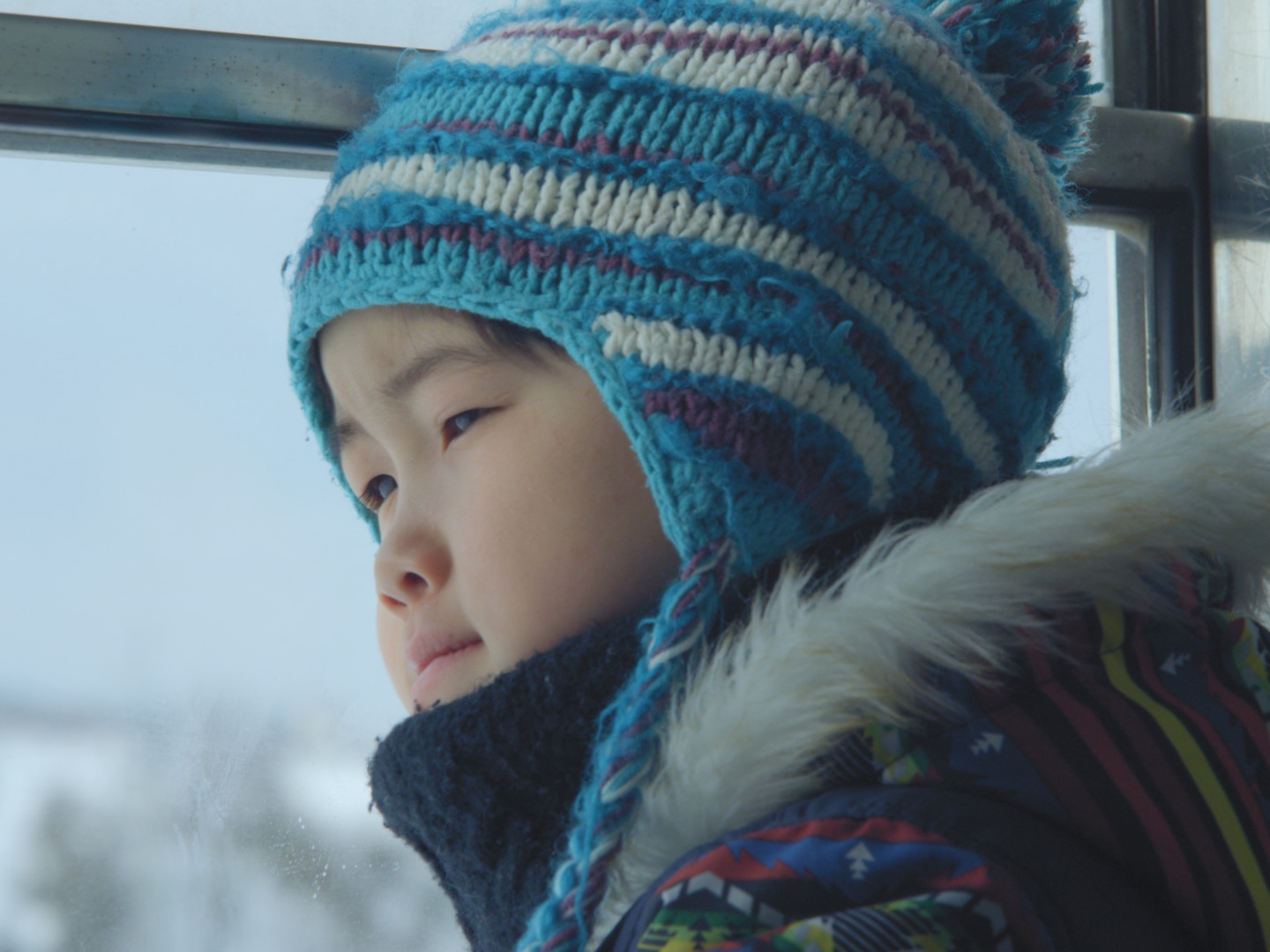 「泳ぎすぎた夜」 (c)2017 MLD Films / NOBO LLC / SHELLAC SUD