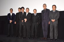 左から大杉漣、ピエール瀧、大森南朋、北野武、西田敏行、松重豊、金田時男。