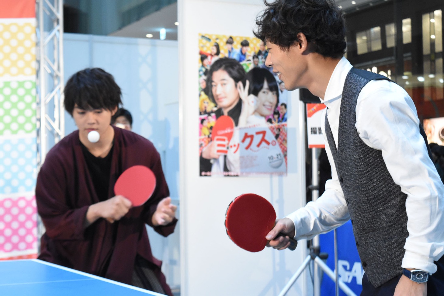 左から佐野勇斗、川口陽陽。