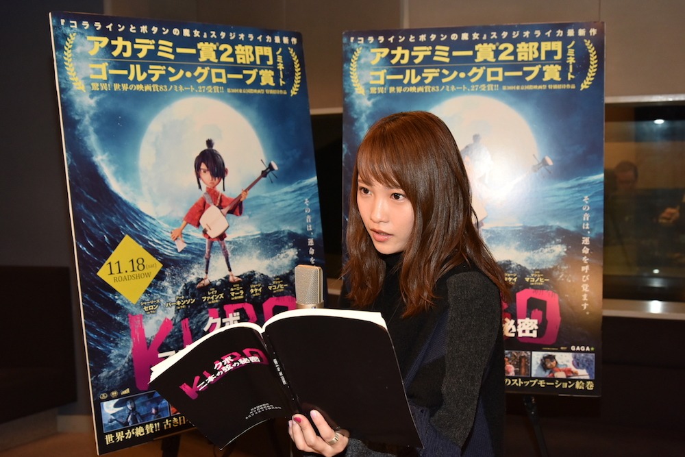 収録中の川栄李奈。