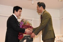 左から三船史郎、EXILE AKIRA。