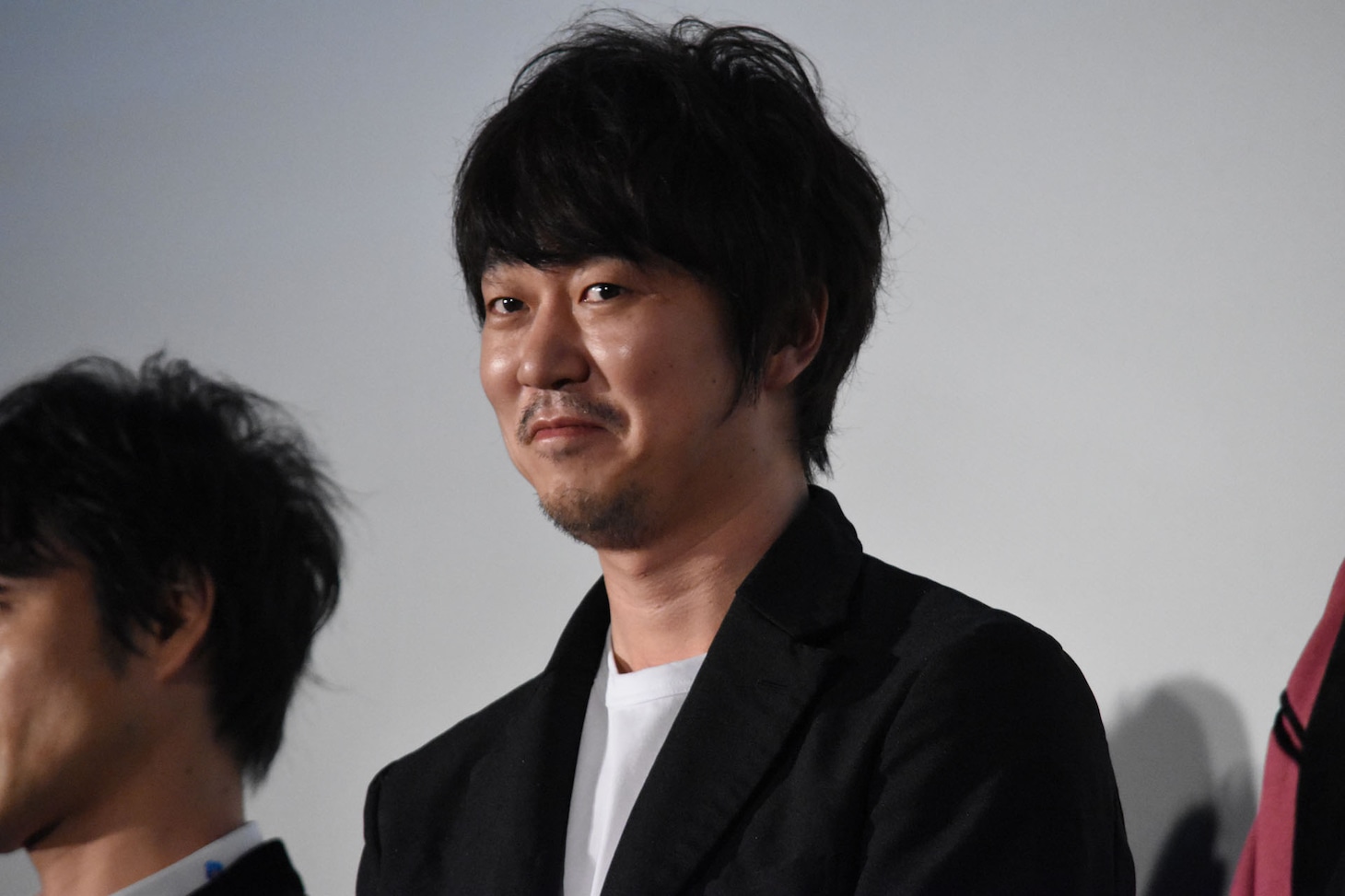新井浩文