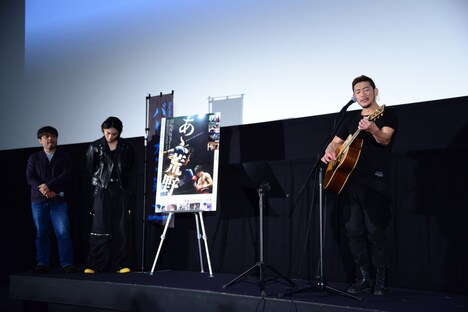 「あゝ、荒野 後篇」初日舞台挨拶の様子。