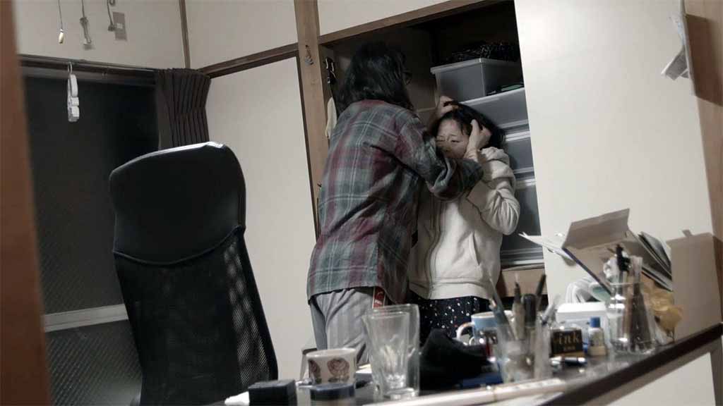「足りない二人」