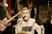 「パーティで女の子に話しかけるには」新場面写真