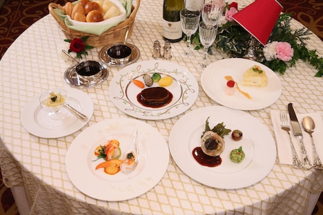 「ラストレシピ ～麒麟の舌の記憶～」プレミアム晩餐会で振る舞われた料理。