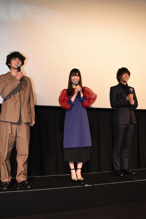 「恋と嘘」公開記念舞台挨拶の様子。