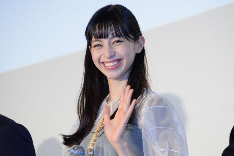 中条あやみ