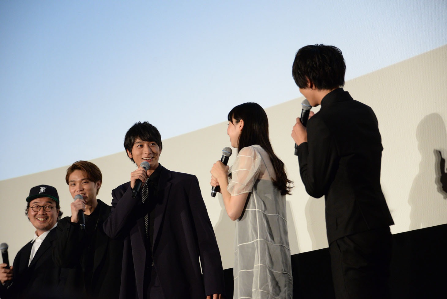 「覆面系ノイズ」完成披露試写会の様子。