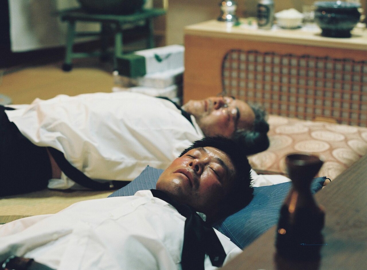 岸井ゆきのが下着姿の光石研を一喝！「おじいちゃん、死んじゃったって。」本編映像