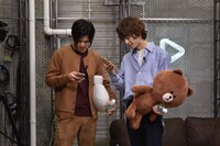 左から石原壮馬、溝口琢矢。