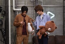 左から石原壮馬、溝口琢矢。