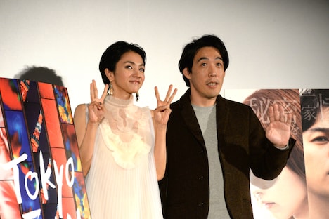 左から満島ひかり、石川慶。