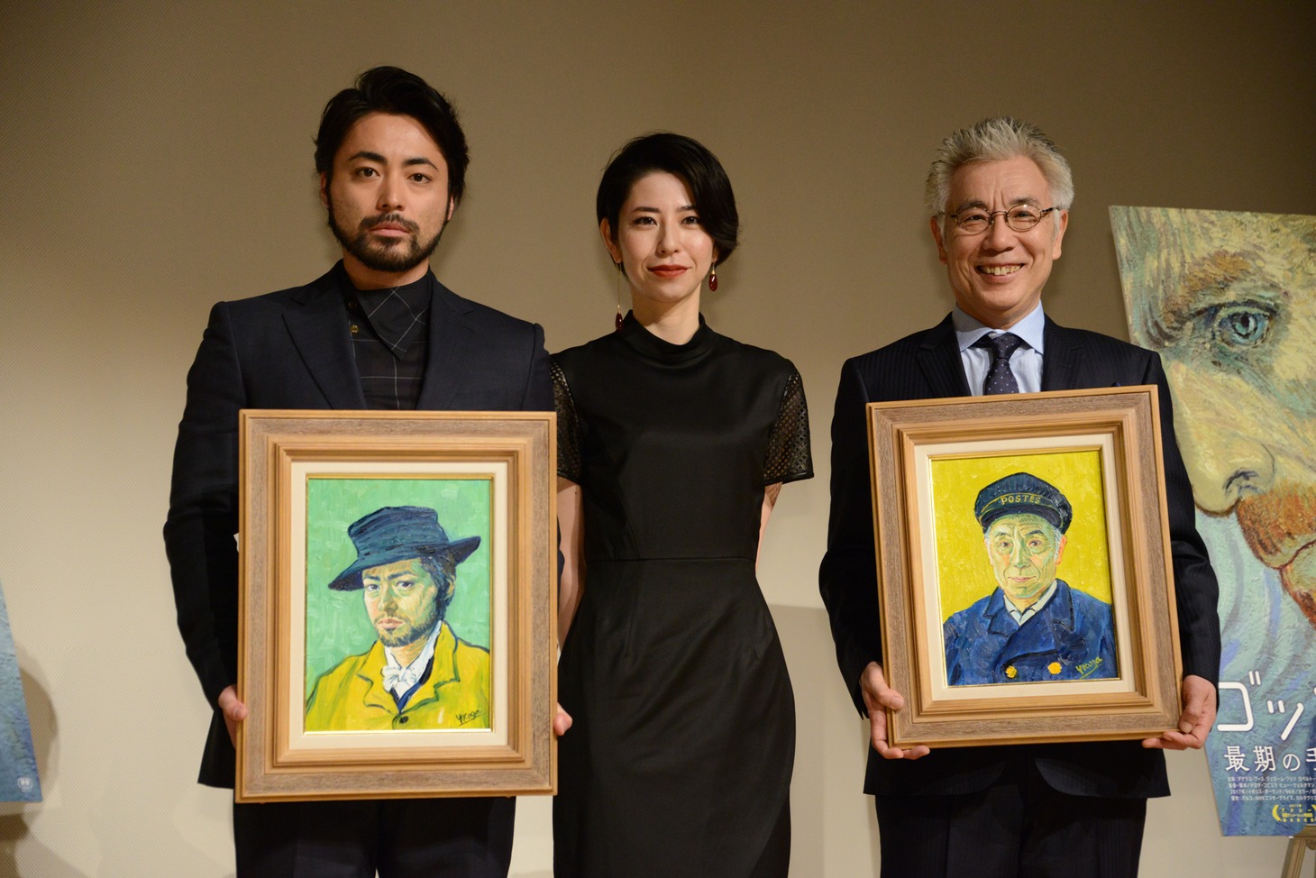 「ゴッホ～最期の手紙～」ジャパンプレミア試写会の様子。左から山田孝之、古賀陽子、イッセー尾形。