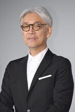 坂本龍一