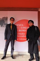 左から井浦新、大森立嗣。