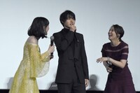 「氷菓」初日舞台挨拶の様子。