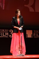 ヴィッキー・チャオ