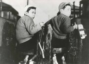 「生れてはみたけれど」 (c)1932松竹株式会社 配給：松竹