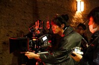 「曇天に笑う」メイキングカット