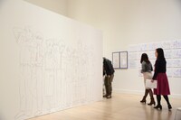 「新海誠展『ほしのこえ』から『君の名は。』まで」東京会場の様子。