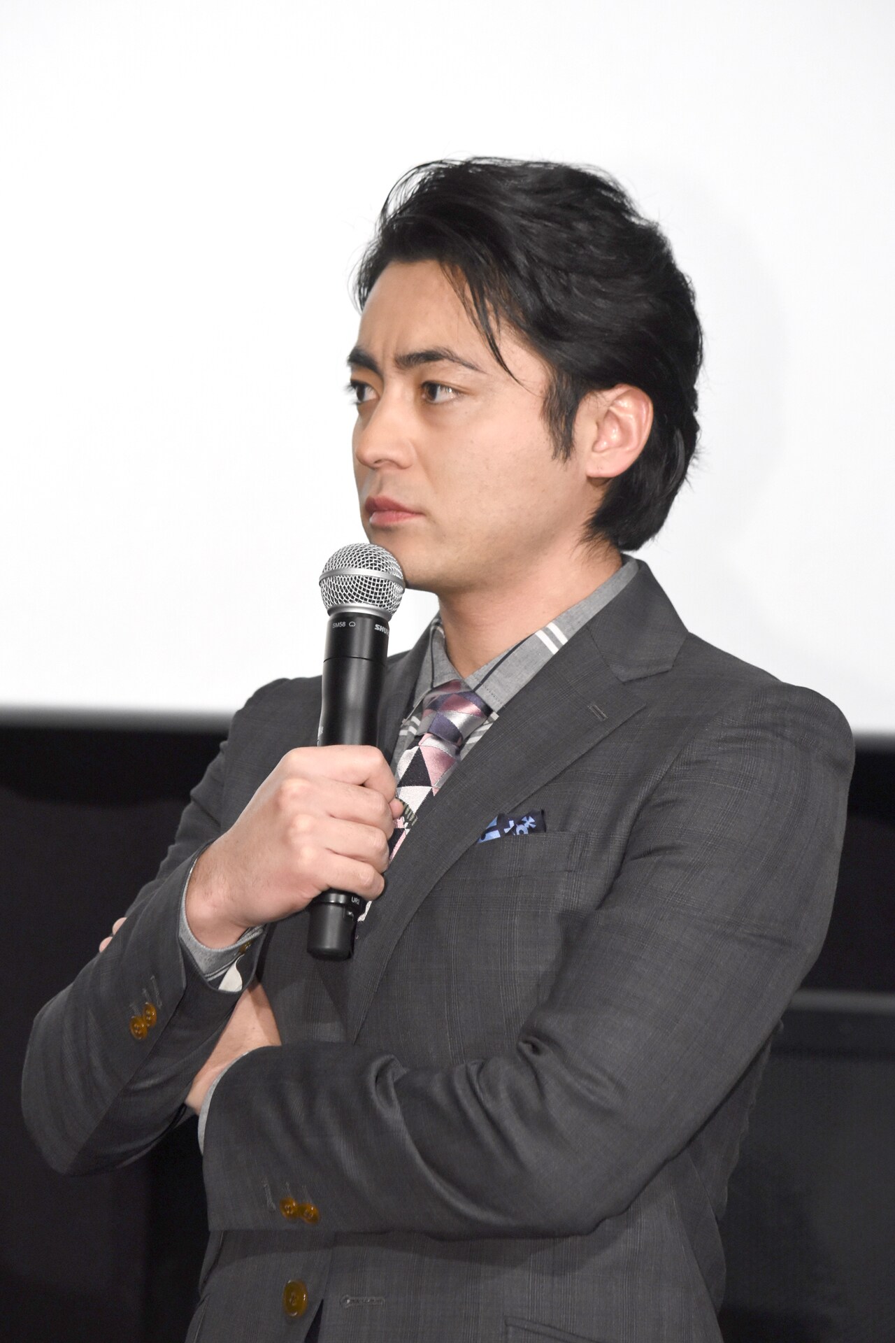 【送料無料】山田孝之さん掲載ページ（約A3サイズ）#8121 送料無料】山田孝之さん掲載ページ（約A3サイズ）#8121