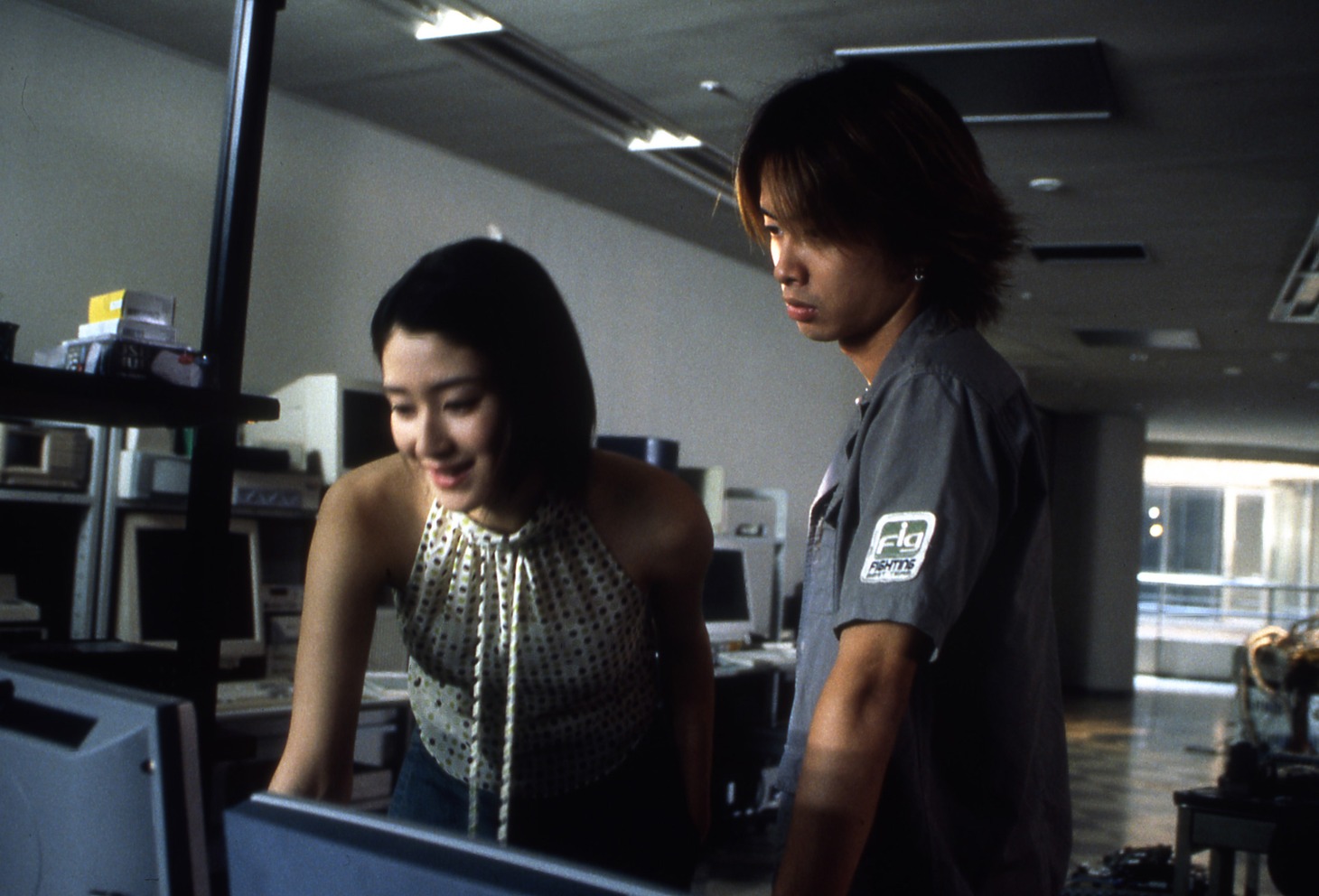 「回路」 (c)角川映画・日本テレビ・博報堂・IMAGICA／2001