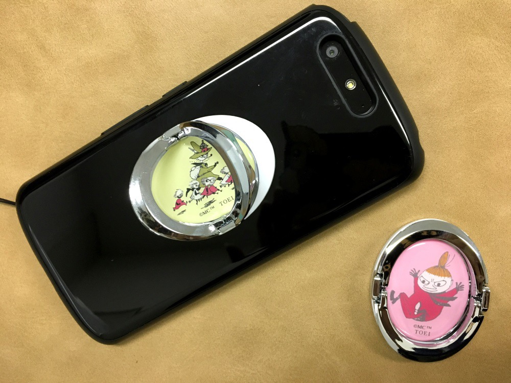 オリジナルスマートフォンリング（各1782円）
