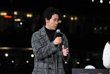 東京ミッドタウンでの思い出を語ったあと、「毎回惣菜ばっかり買ってるわけじゃないです」と訂正する大泉洋。