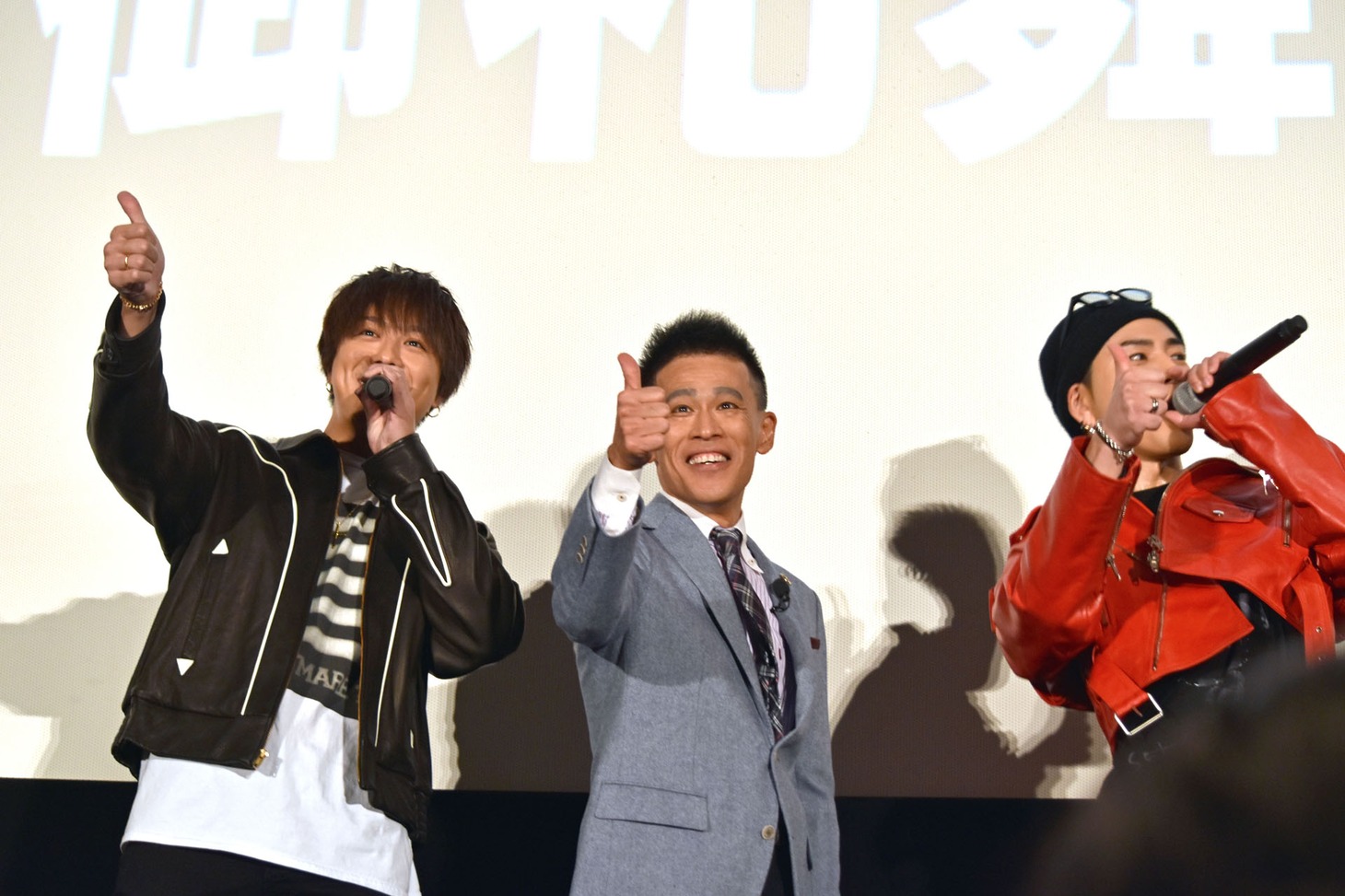 左からTAKAHIRO、柳沢慎吾、登坂広臣。