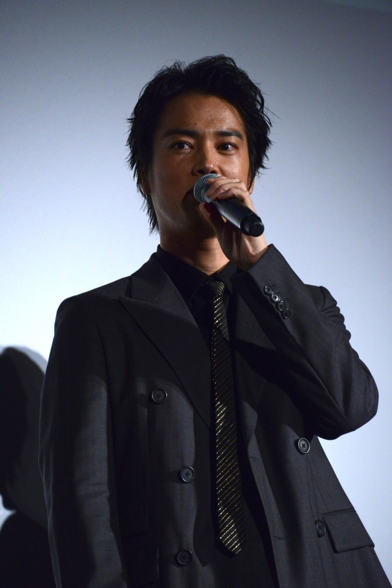 桐谷健太
