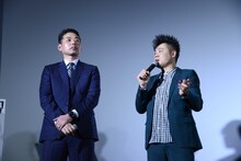 左から山口義高、佐田正樹。