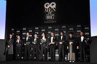 「GQ MEN OF THE YEAR 2017」授賞式の様子。