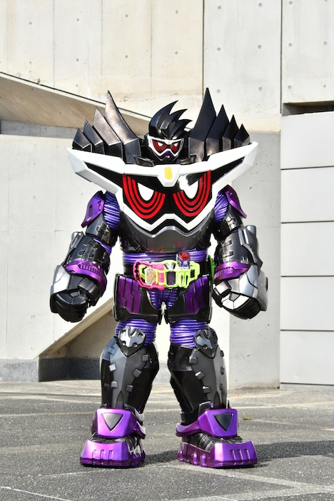 仮面ライダーゲンム ゴッドマキシマムゲーマー レベルビリオン