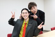 左から菅田将暉、川谷修士。(撮影:佐藤友昭)