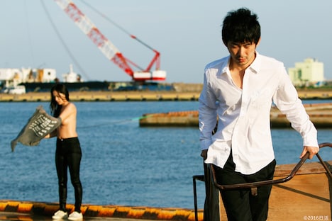 「風に濡れた女」