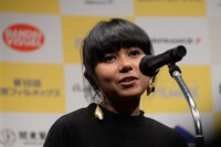 カミラ・アンディニ