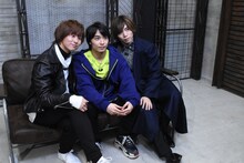 左から正木郁、松岡広大、太田将熙。