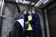 左から正木郁、松岡広大、太田将熙。