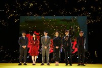 「嘘を愛する女」完成披露試写会の様子。