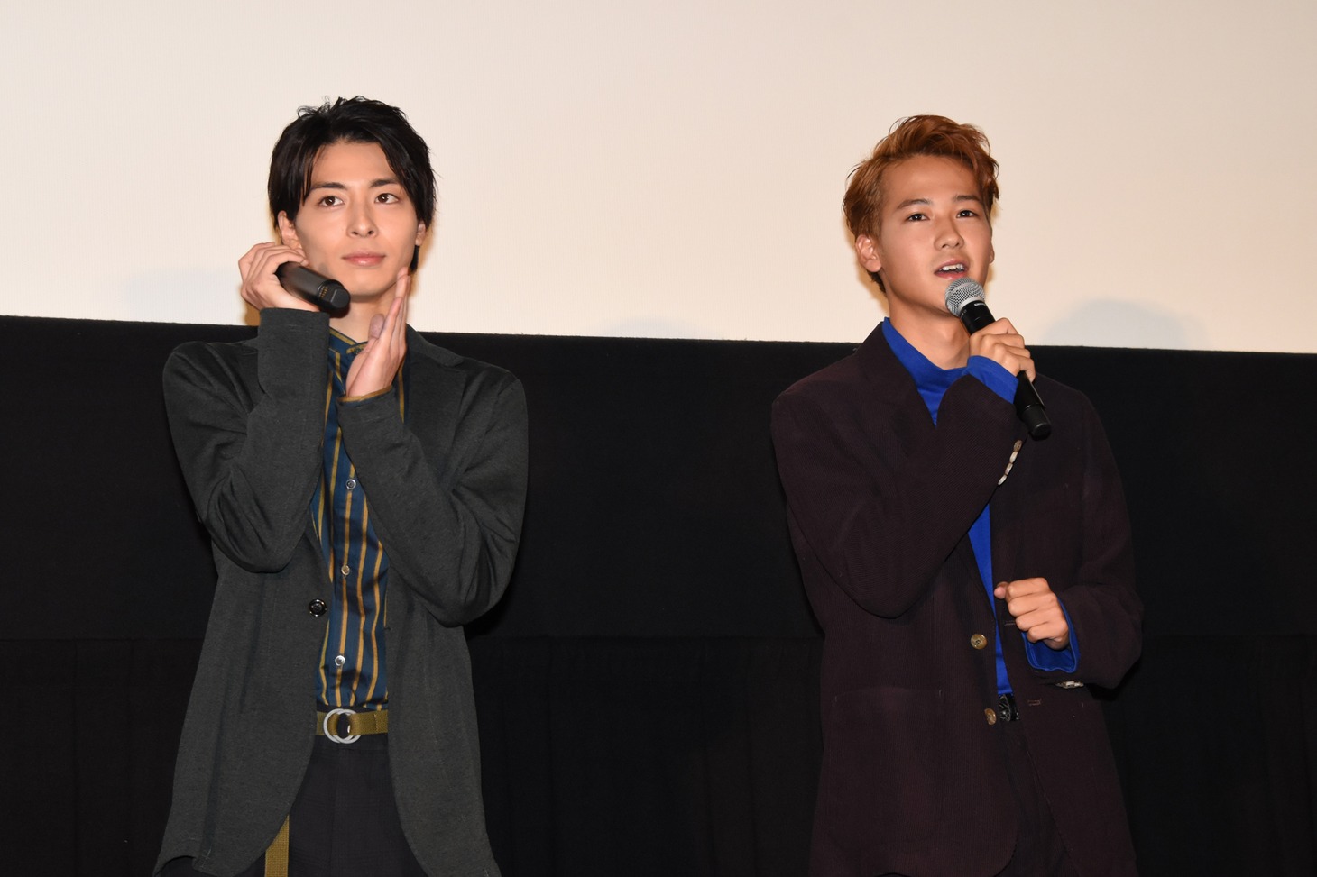 左から高杉真宙、葉山奨之。