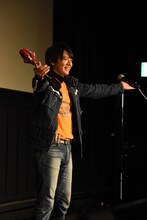「リクー！」という声援を受ける濱田龍臣。