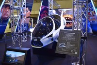 「ヴァレリアン 千の惑星の救世主」の展示。